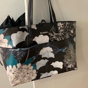 Desigual purse - price flexible